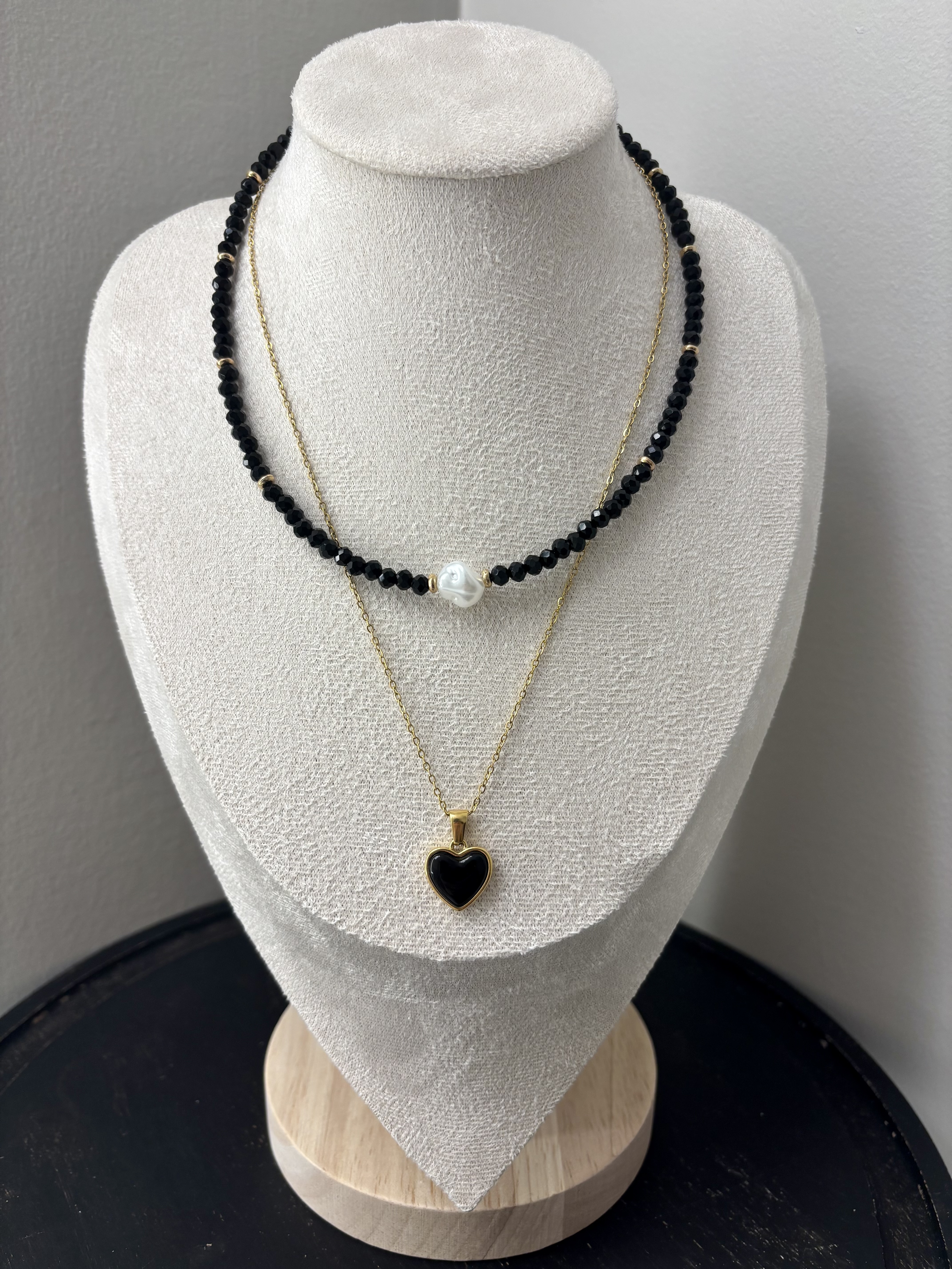 Black Heart & Pearl